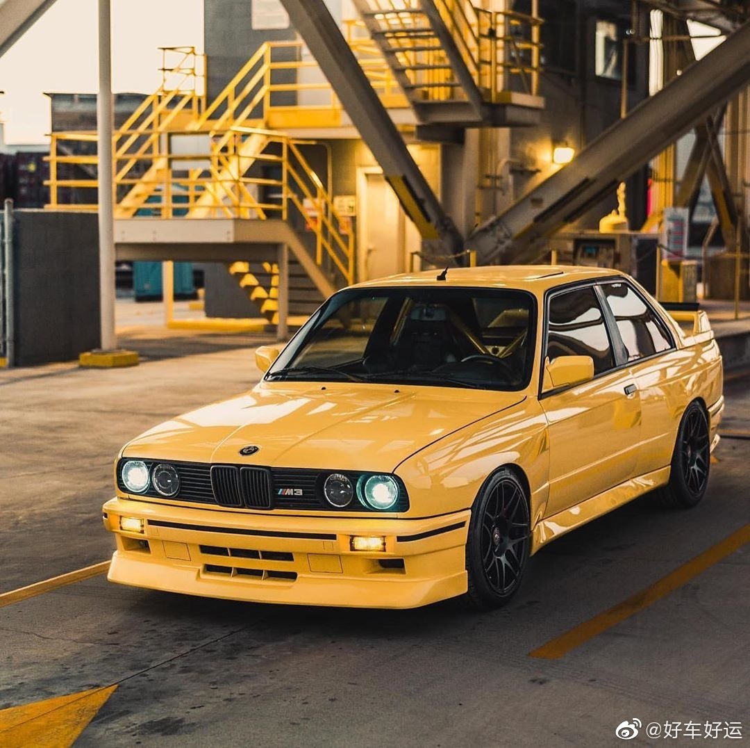 好看的汽车图片：BMWE3考驾照斯巴鲁brz0M3