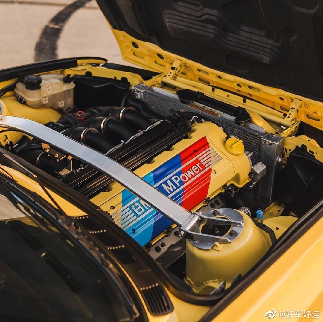 好看的汽车图片：BMWE3考驾照斯巴鲁brz0M3