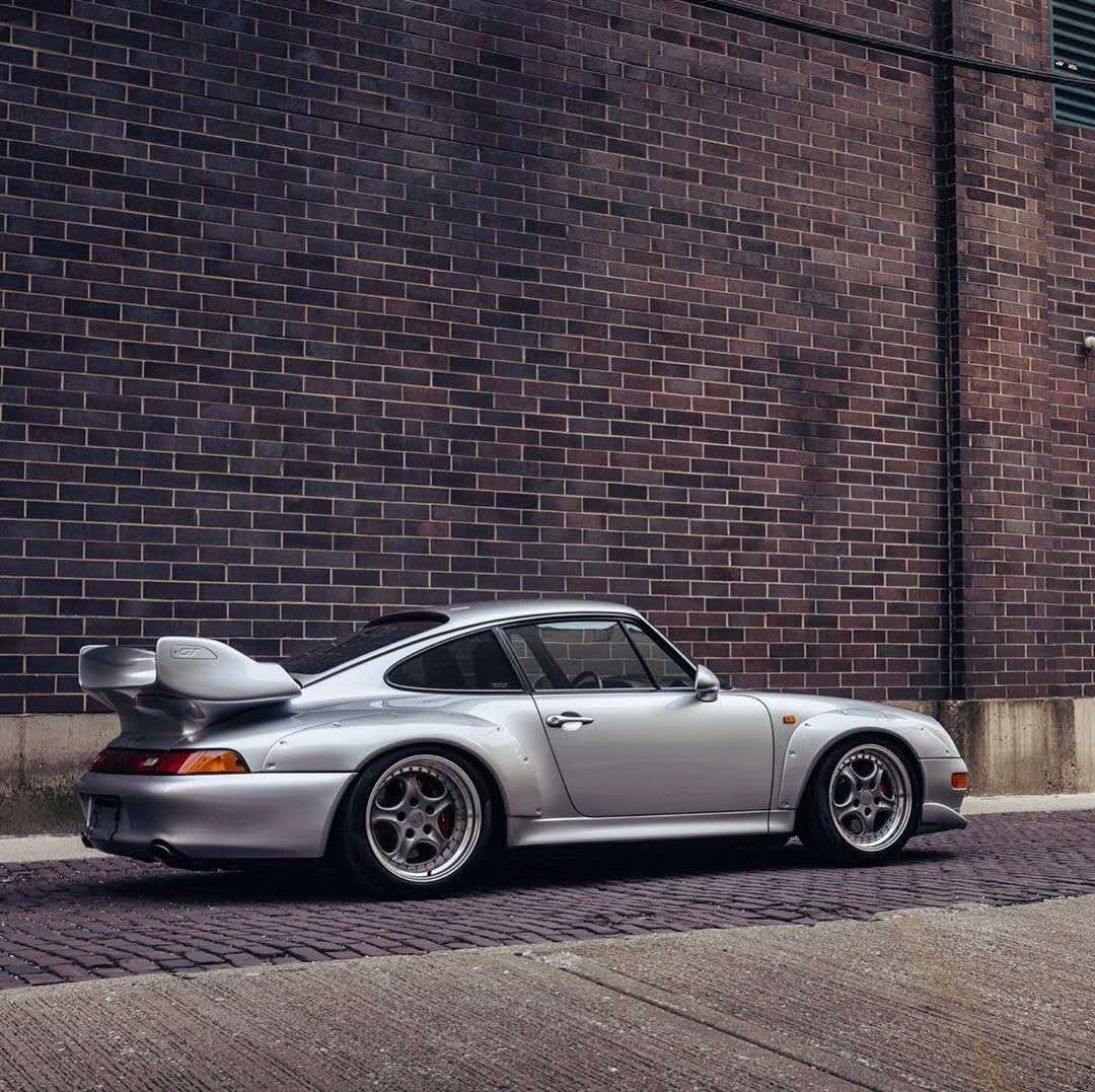 赛道银porsche 993,最后一代经典风冷911.