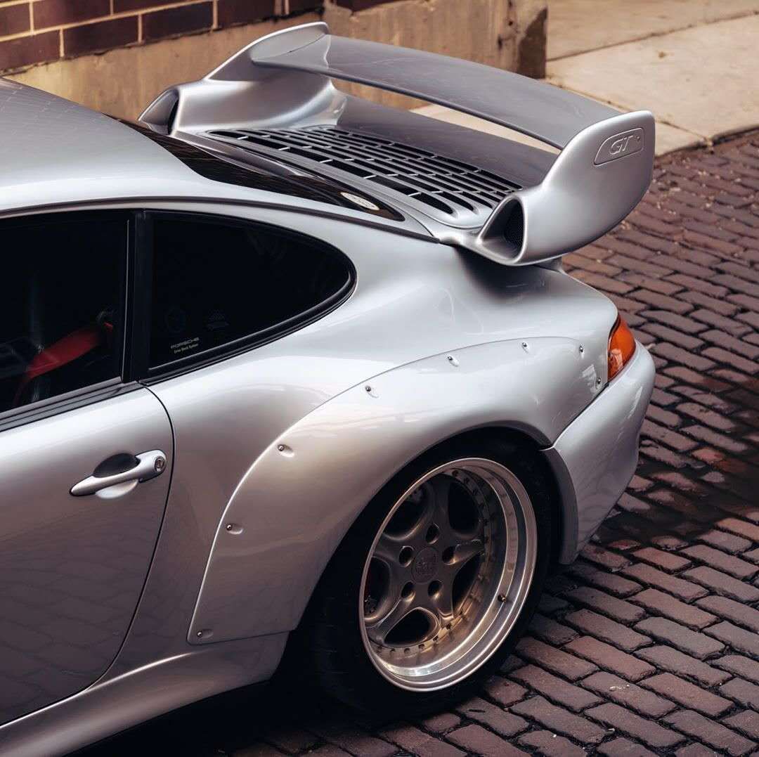 赛道银PORSCHE 993，最后一代经典风冷911。