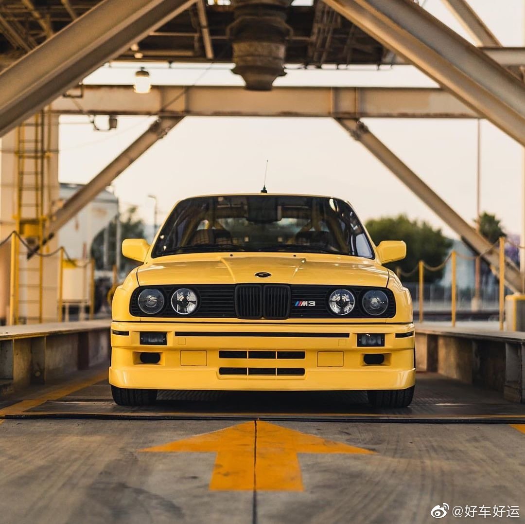 好看的汽车图片：BMWE3考驾照斯巴鲁brz0M3