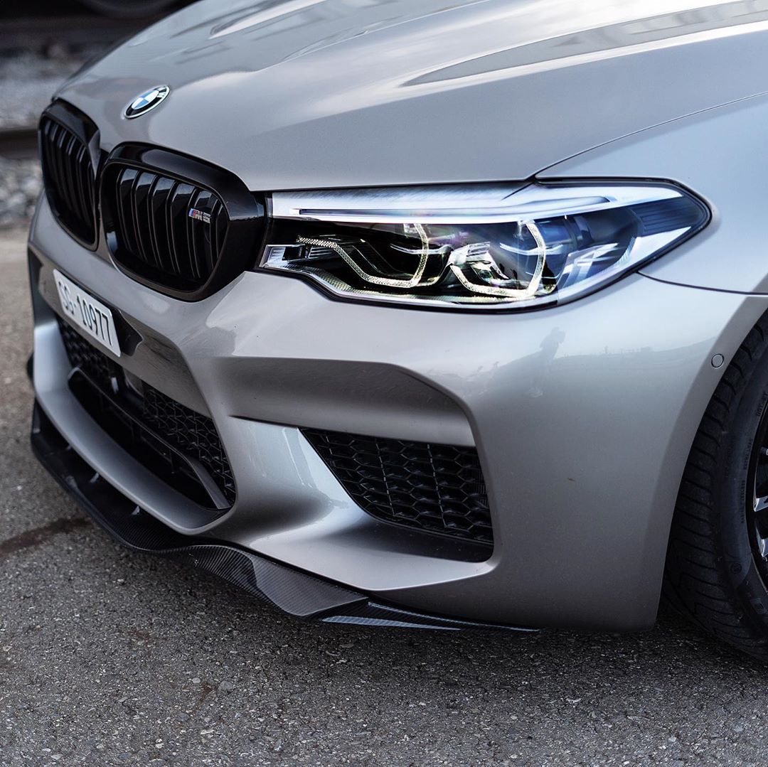 宝马M5：硬核跑者！舍我其谁！