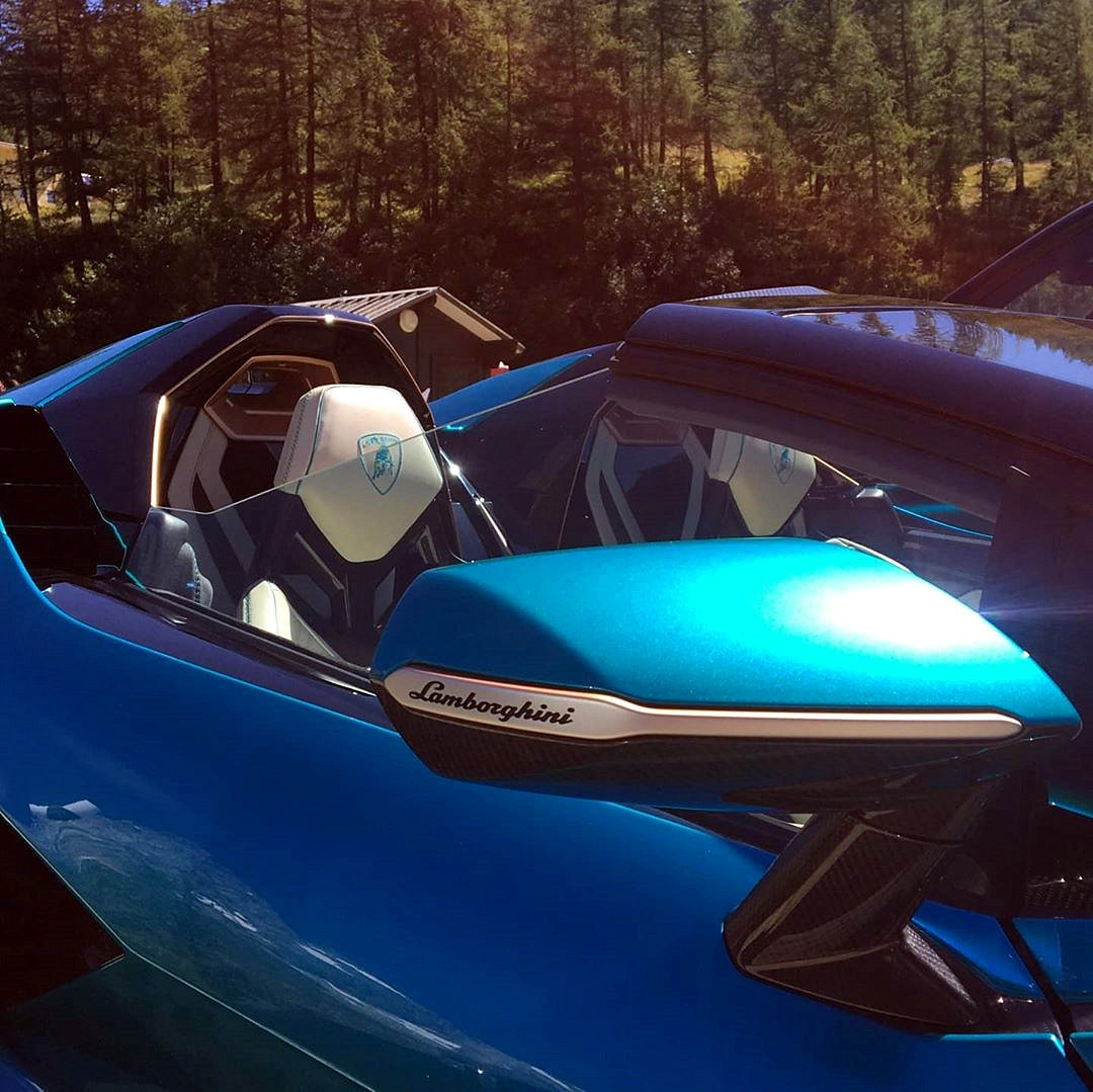 兰博基尼Sian Roadster，全球限量19台的敞篷兰博基尼！