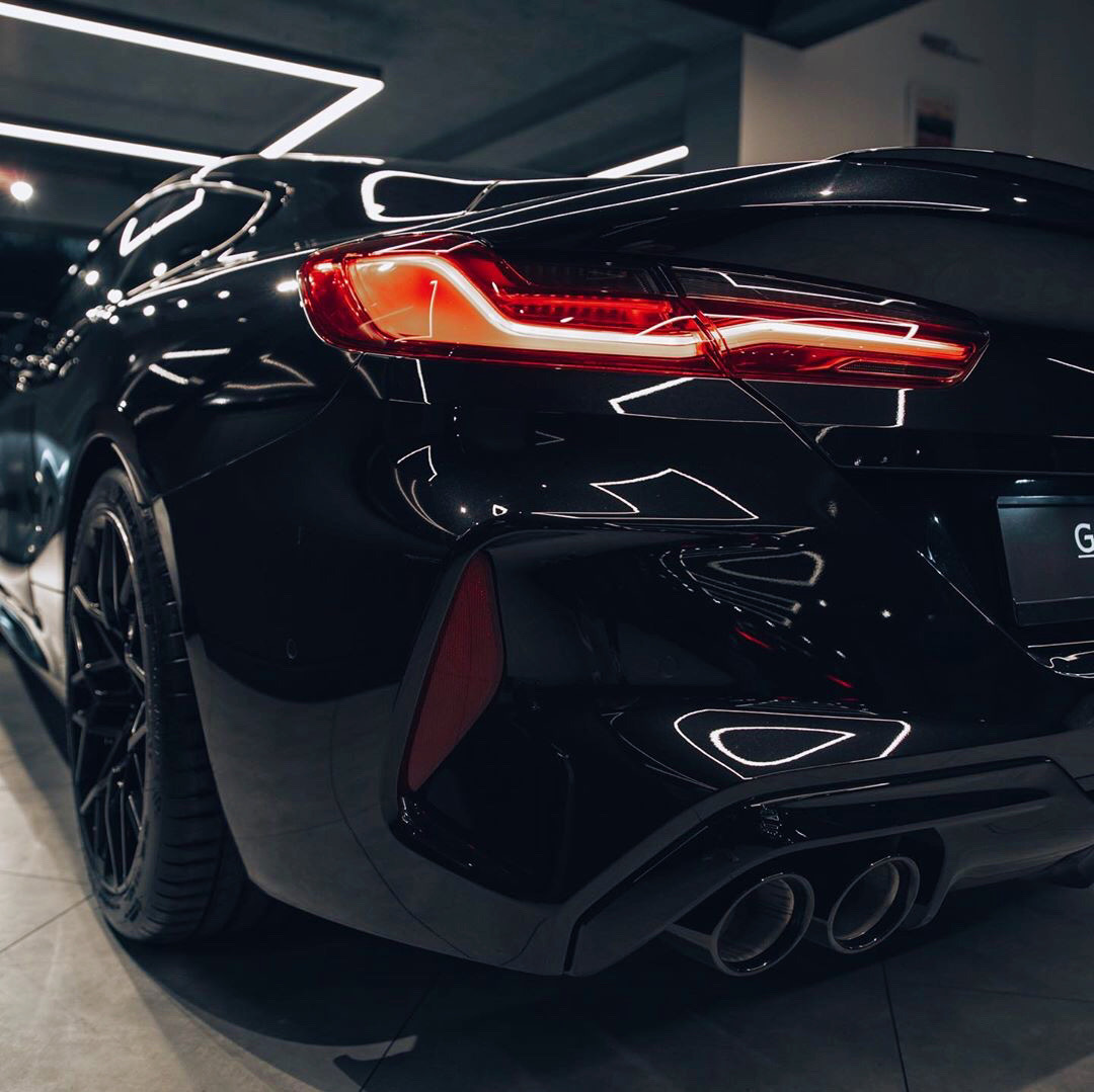 BMW M8 Competition，满满的力量感汽车视觉 （宝马）