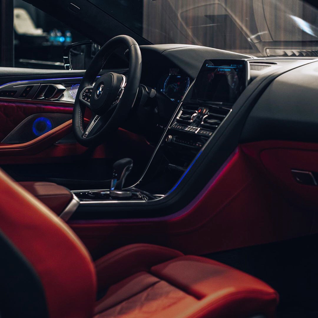 BMW M8 Competition，满满的力量感汽车视觉 （宝马）