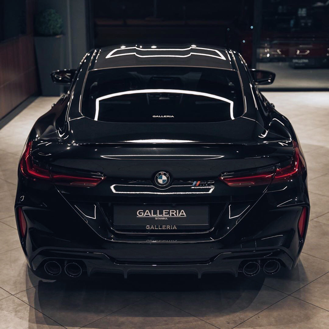 BMW M8 Competition，满满的力量感汽车视觉 （宝马）