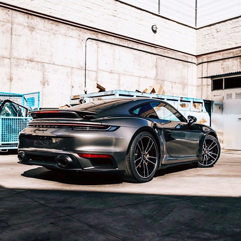 车尾设计很好看，你说呢…… Porsche turbo S