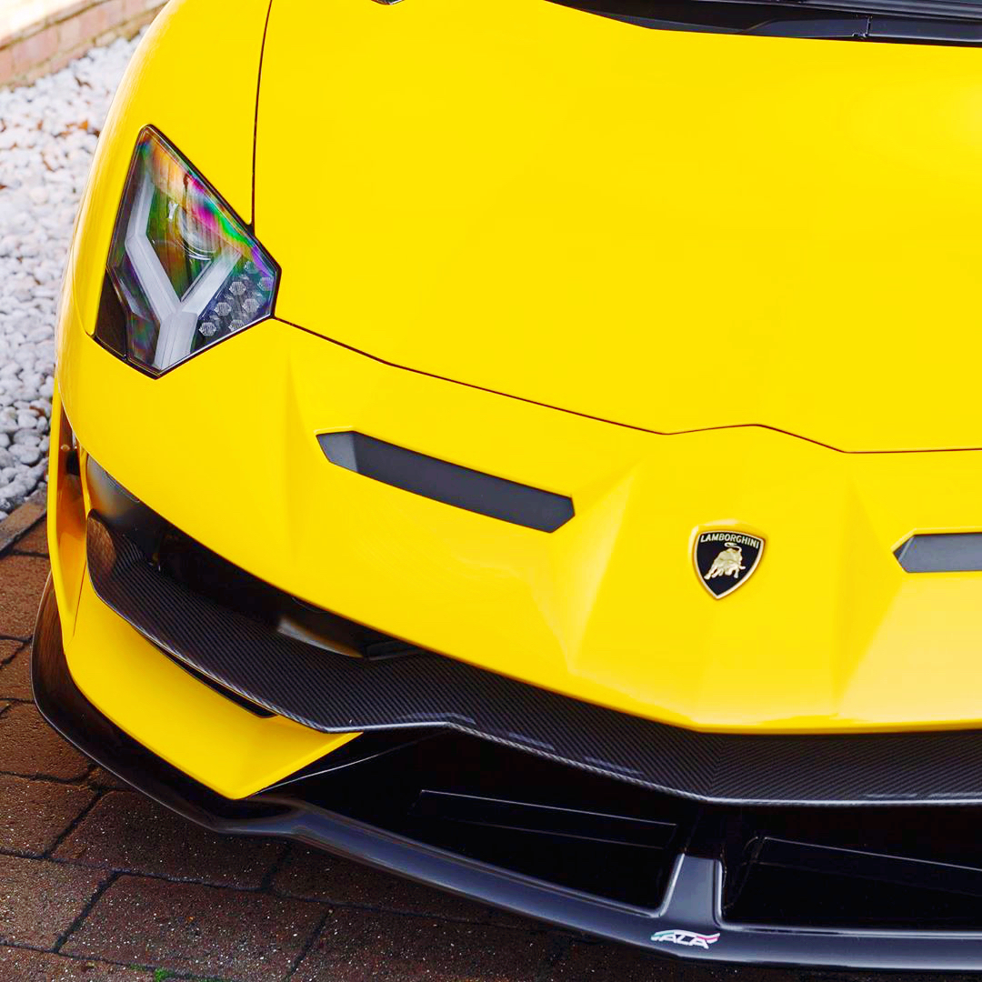 Lamborghini Aventador SVJ 见过真身，霸气十足……