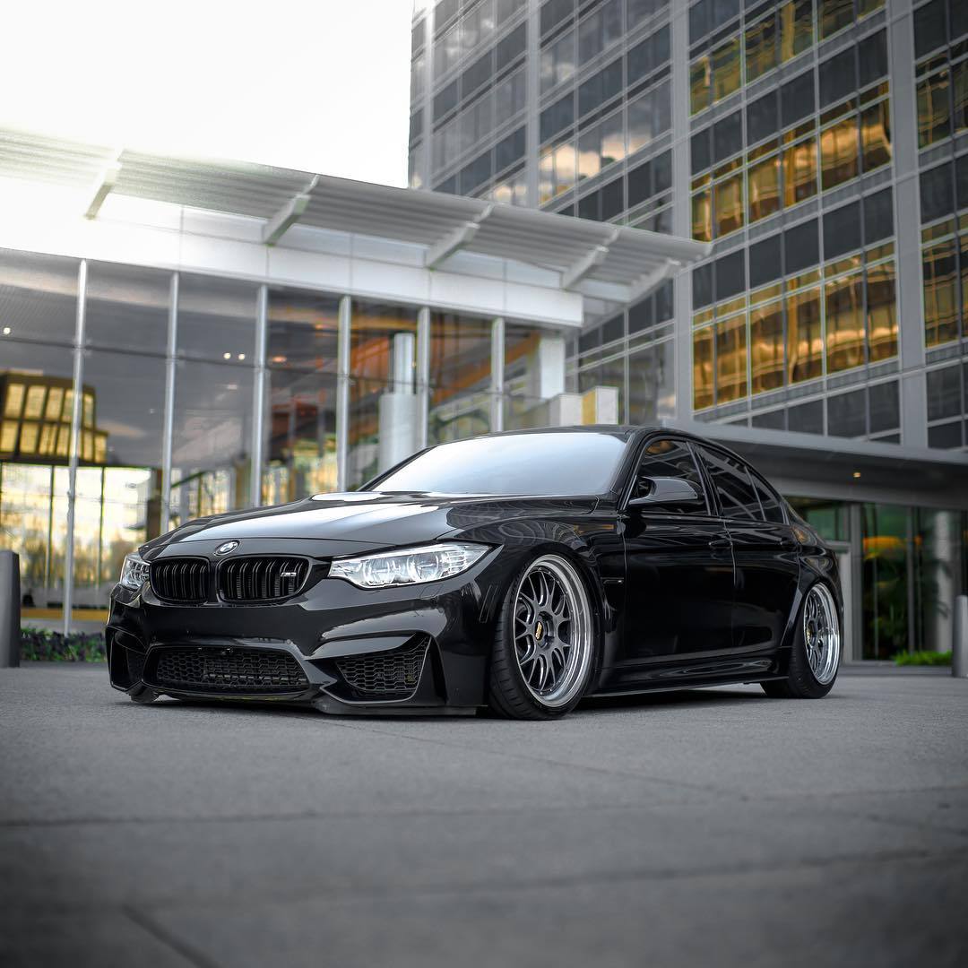 宝马M4 F82 M3 F80 M2 F87 日本BBS LM-R 贴地飞行，伏地魔