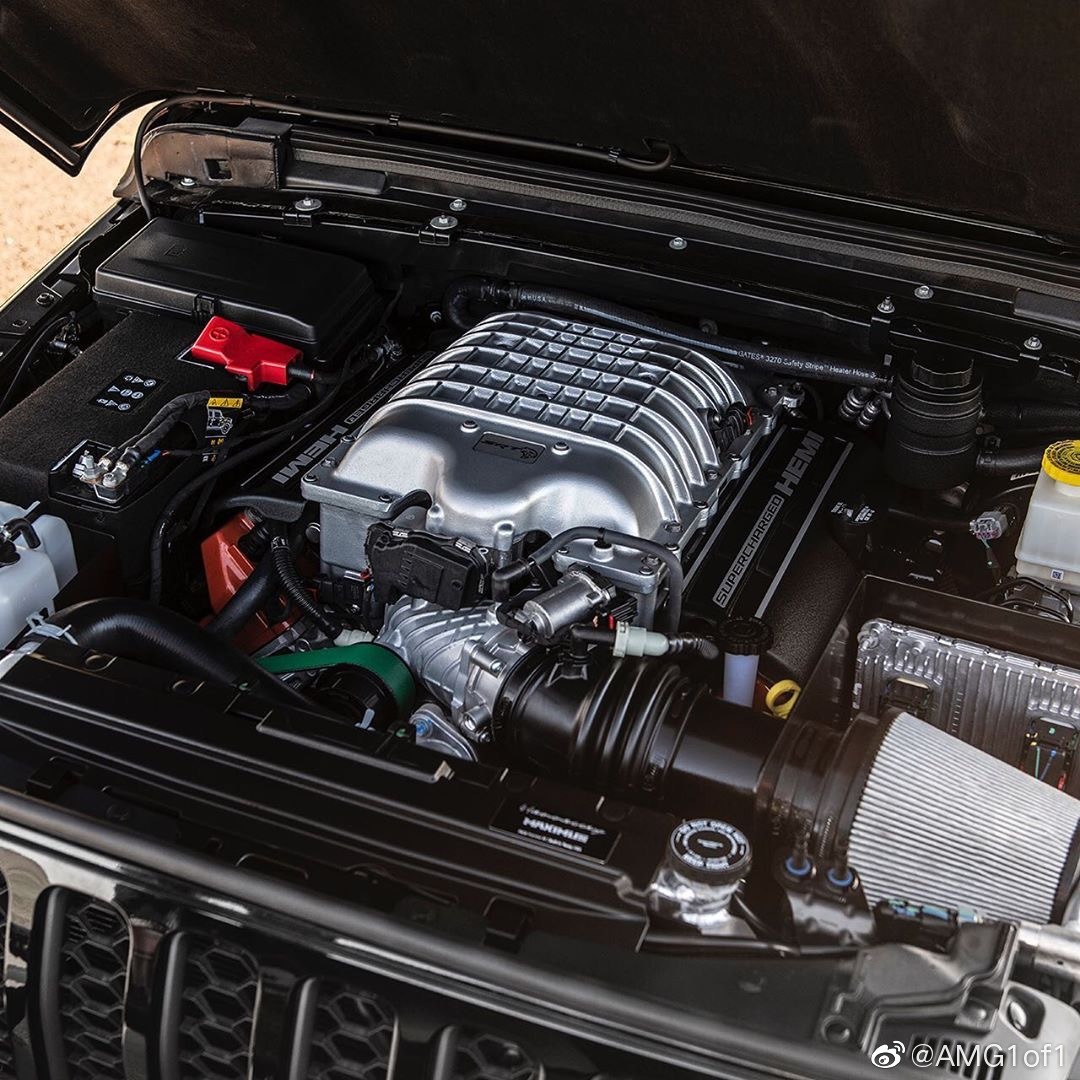 MAXIMUS，1000匹的吉普角斗士（jeep牧马人）