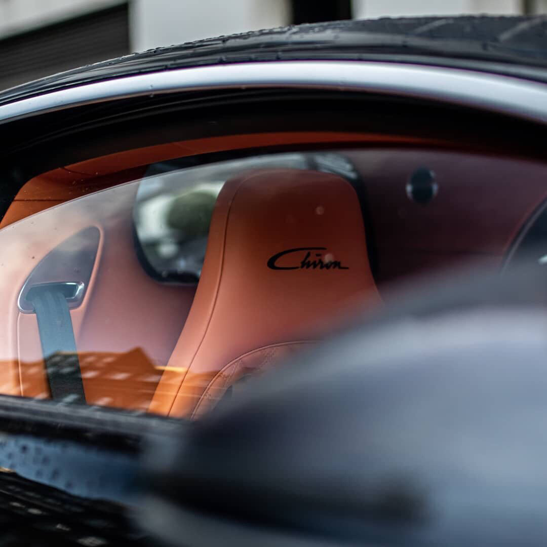 高清汽车美图：街拍分享 布加迪Chiron