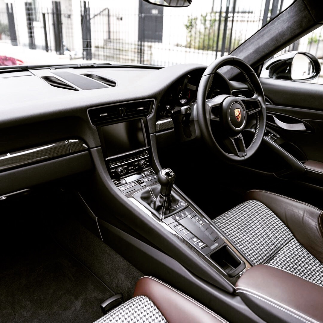 Porsche 911 R，情怀这东西……