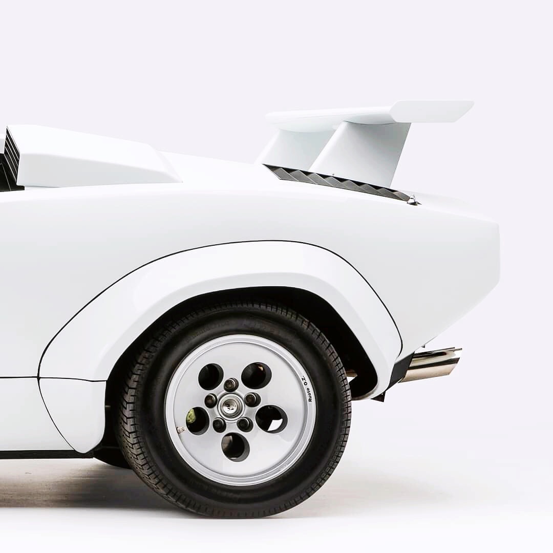 过去那么多年了，依然还是很迷人，喜欢么？ 兰博基尼