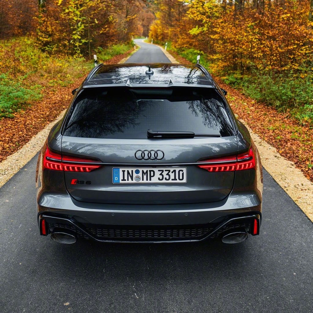 这台奥迪RS6真的好看，不愧是标杆!