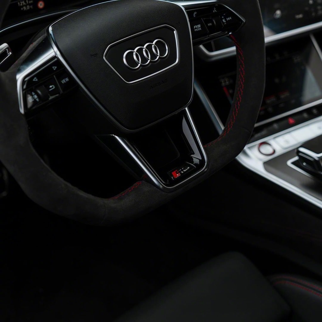 这台奥迪RS6真的好看，不愧是标杆!