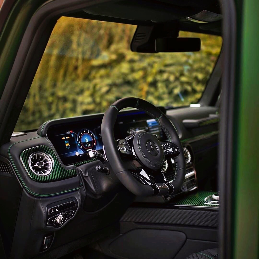 汽车美图大赏：Mercedes AMG G,这颜色真棒