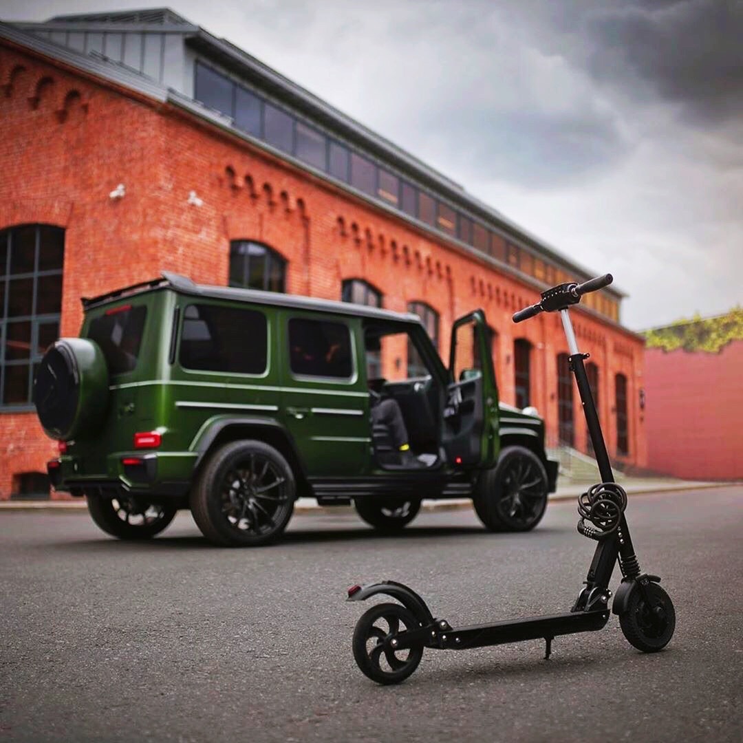 汽车美图大赏：Mercedes AMG G,这颜色真棒