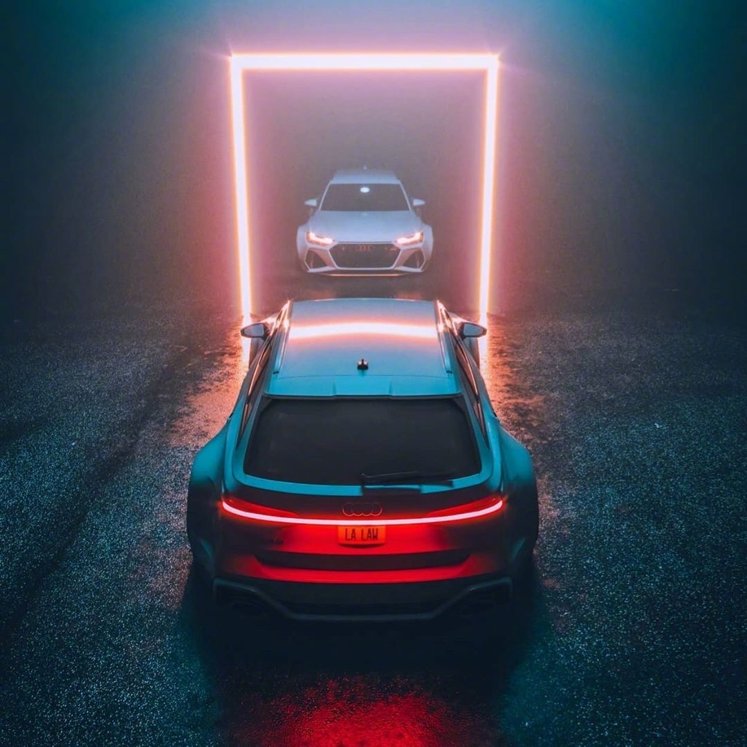 一台超超超宽体全奥迪RS6 Avant......而且还有贯穿式尾灯！