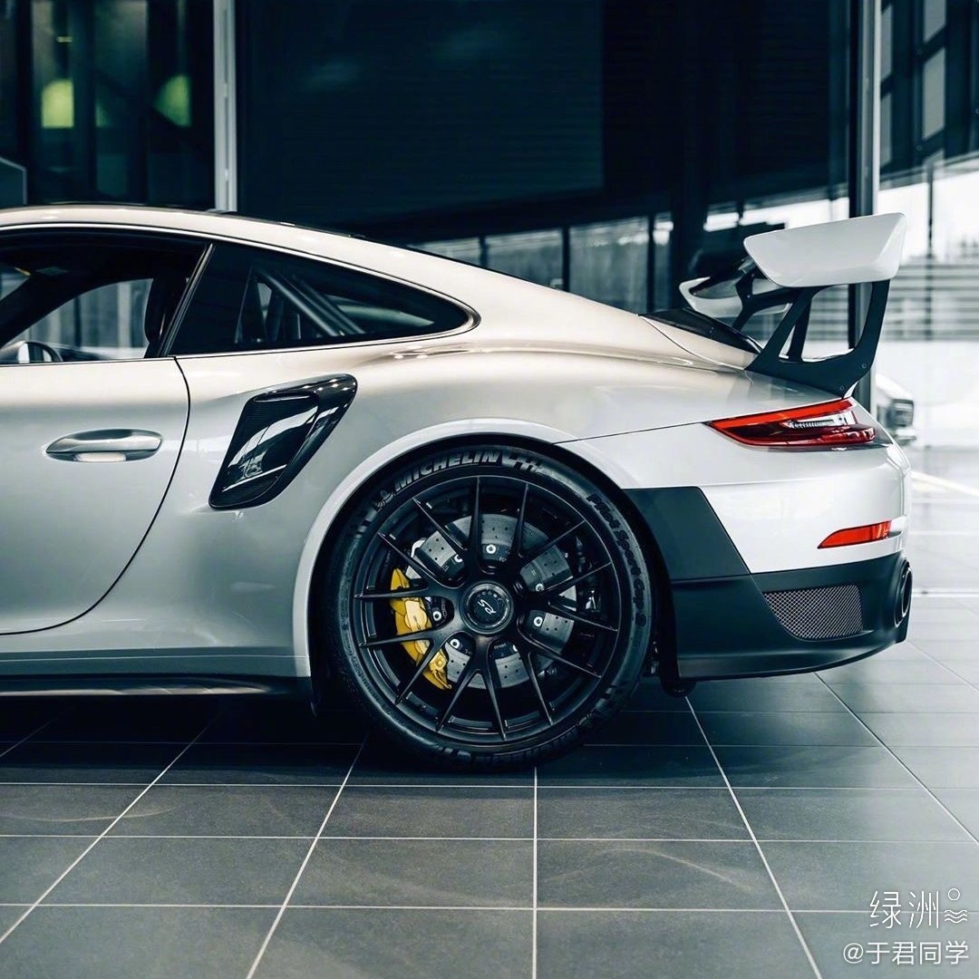 能合法上牌的赛车 保时捷911 GT2 RS