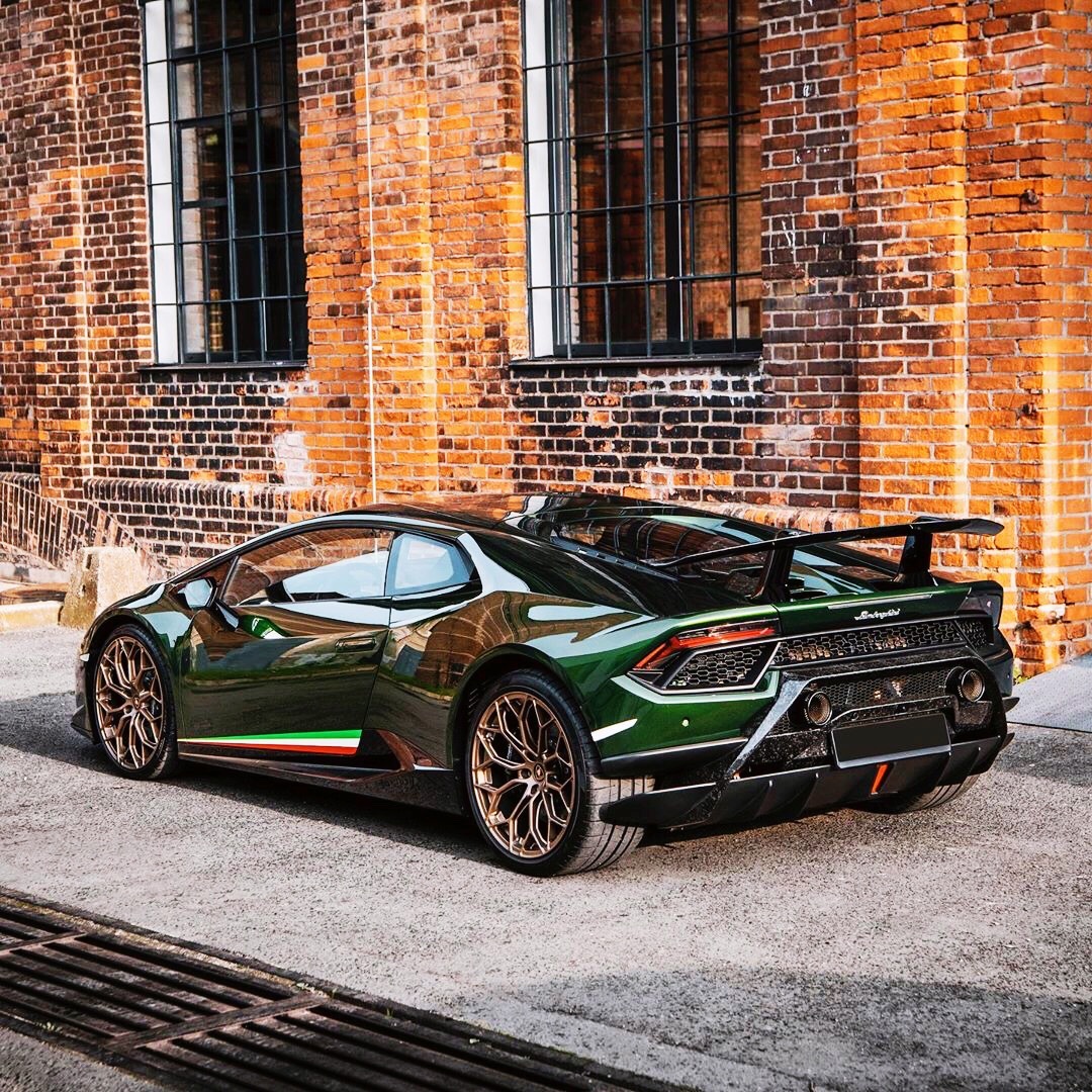 Lamborghini Huracan Performante,战斗力爆表……