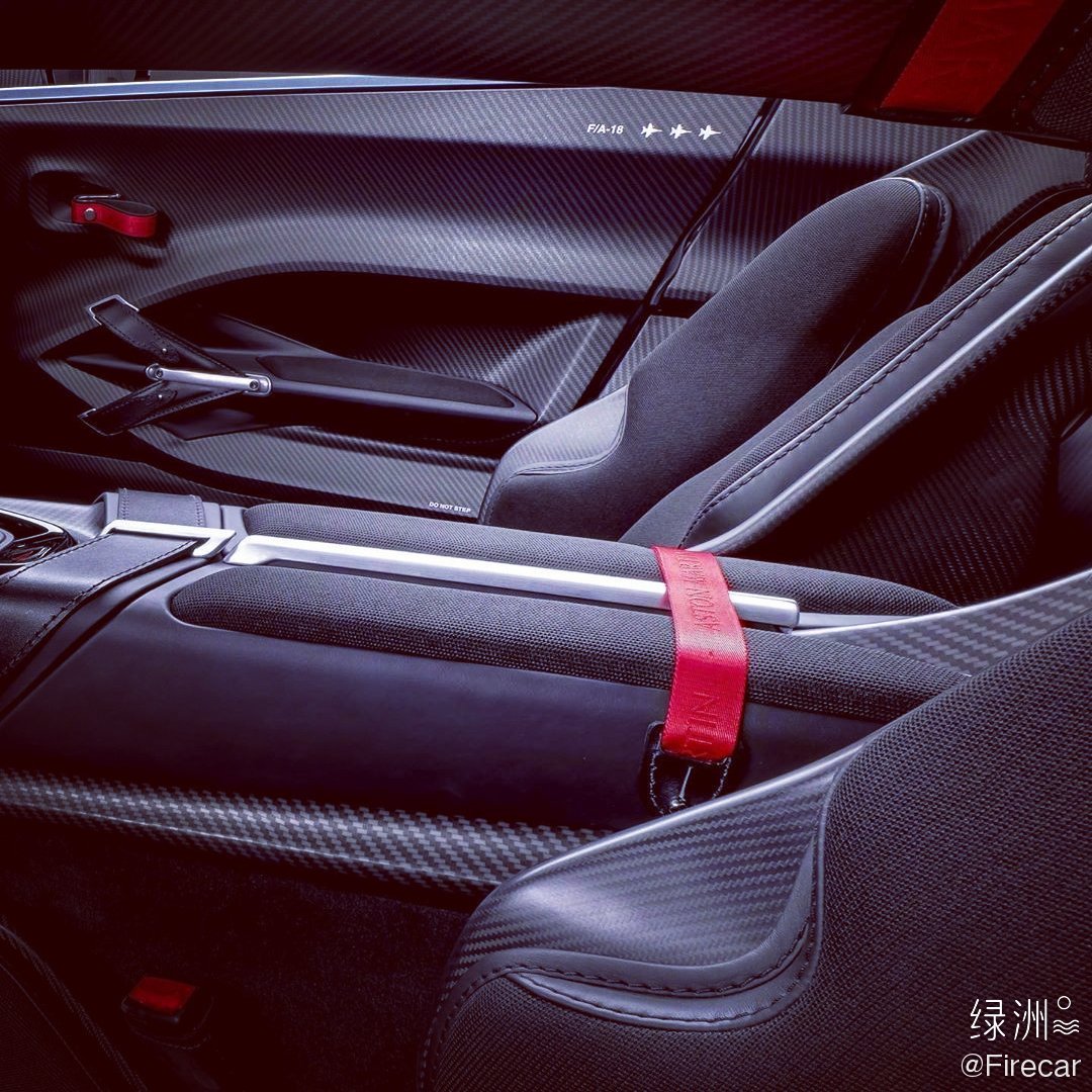 阿斯顿马丁speedster V12战斗力灵感设计