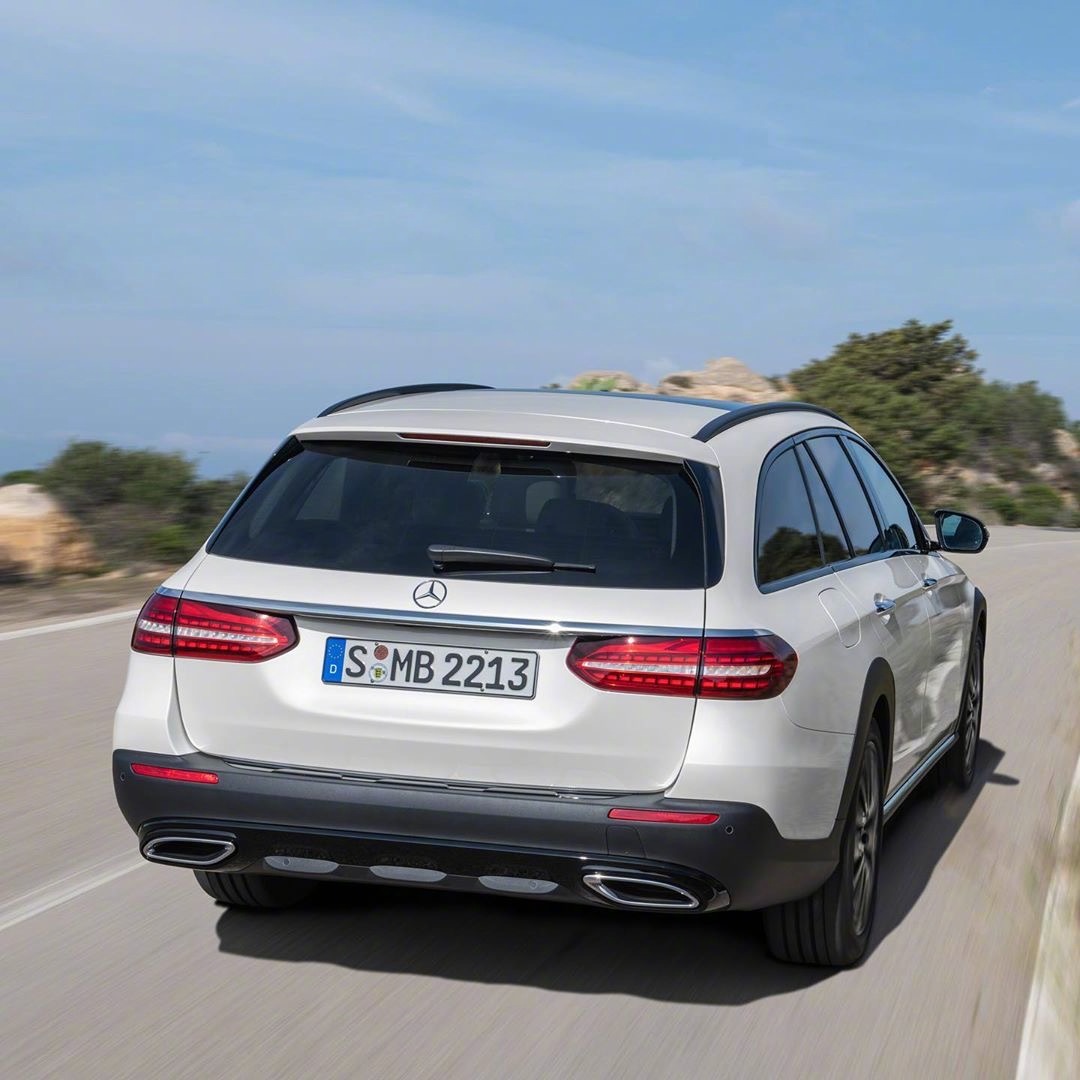 新款奔驰e级的旅行版.....感觉怎么样？