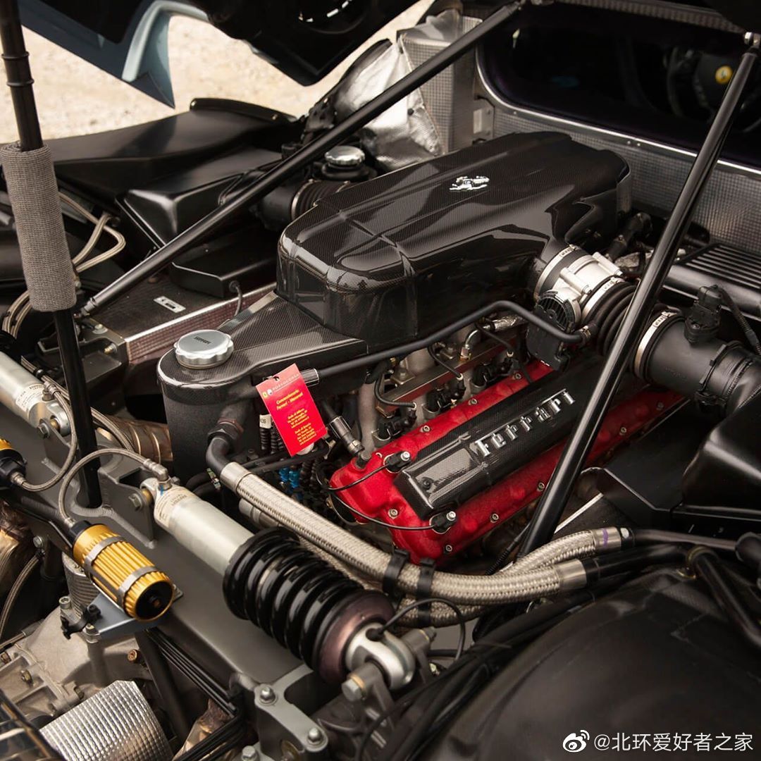 素雅的法拉利Enzo，看着让人安静！