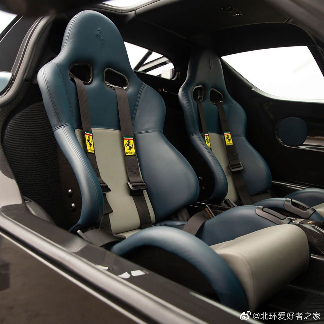 素雅的法拉利Enzo，看着让人安静！