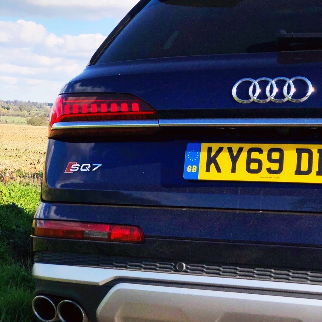 汽车美图：Audi SQ7，还是无缘啊……