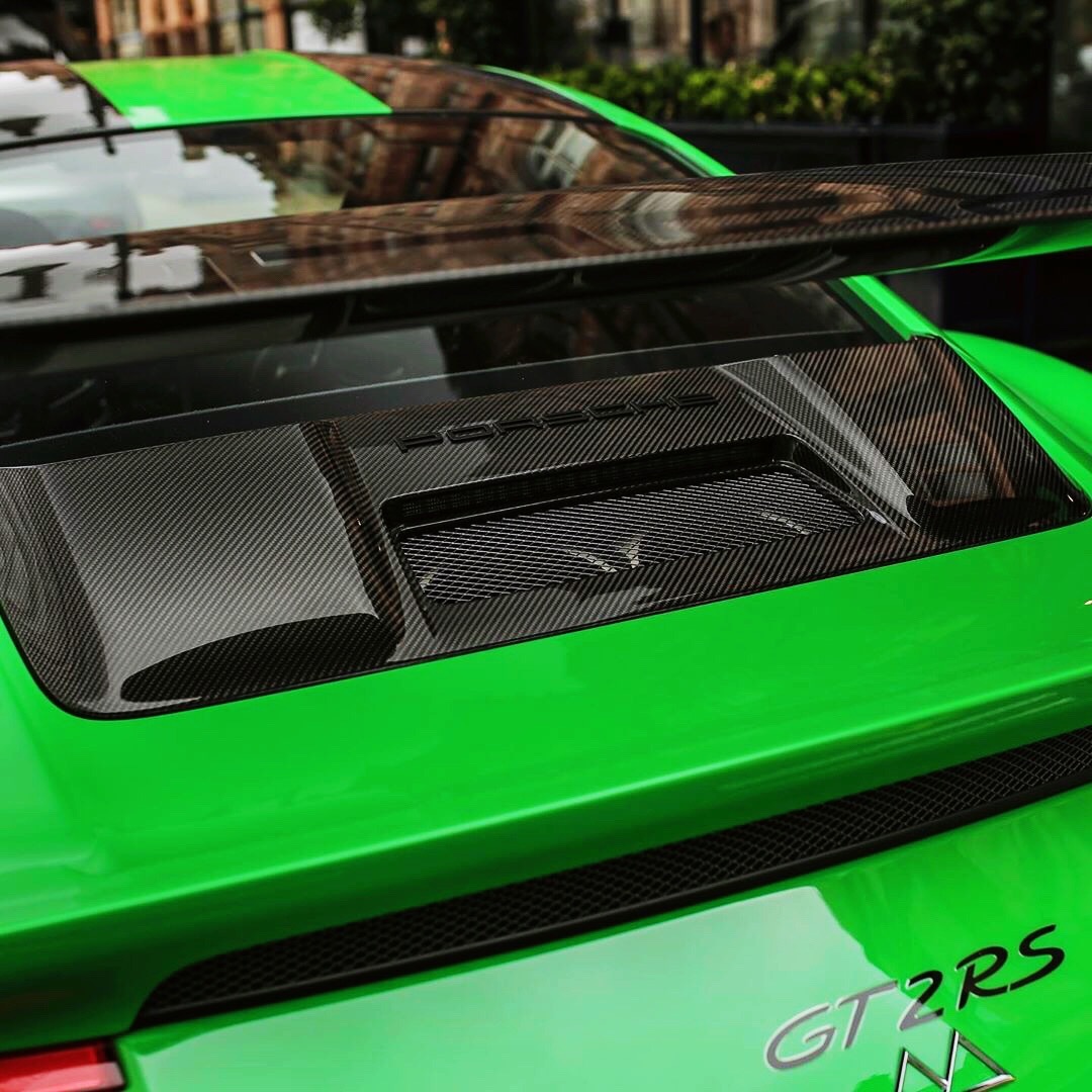 精美汽车图集：夜色降临 Porsche GT2RS