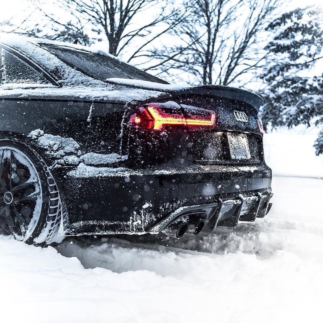 雪地才是奥迪 A6正确打开方式