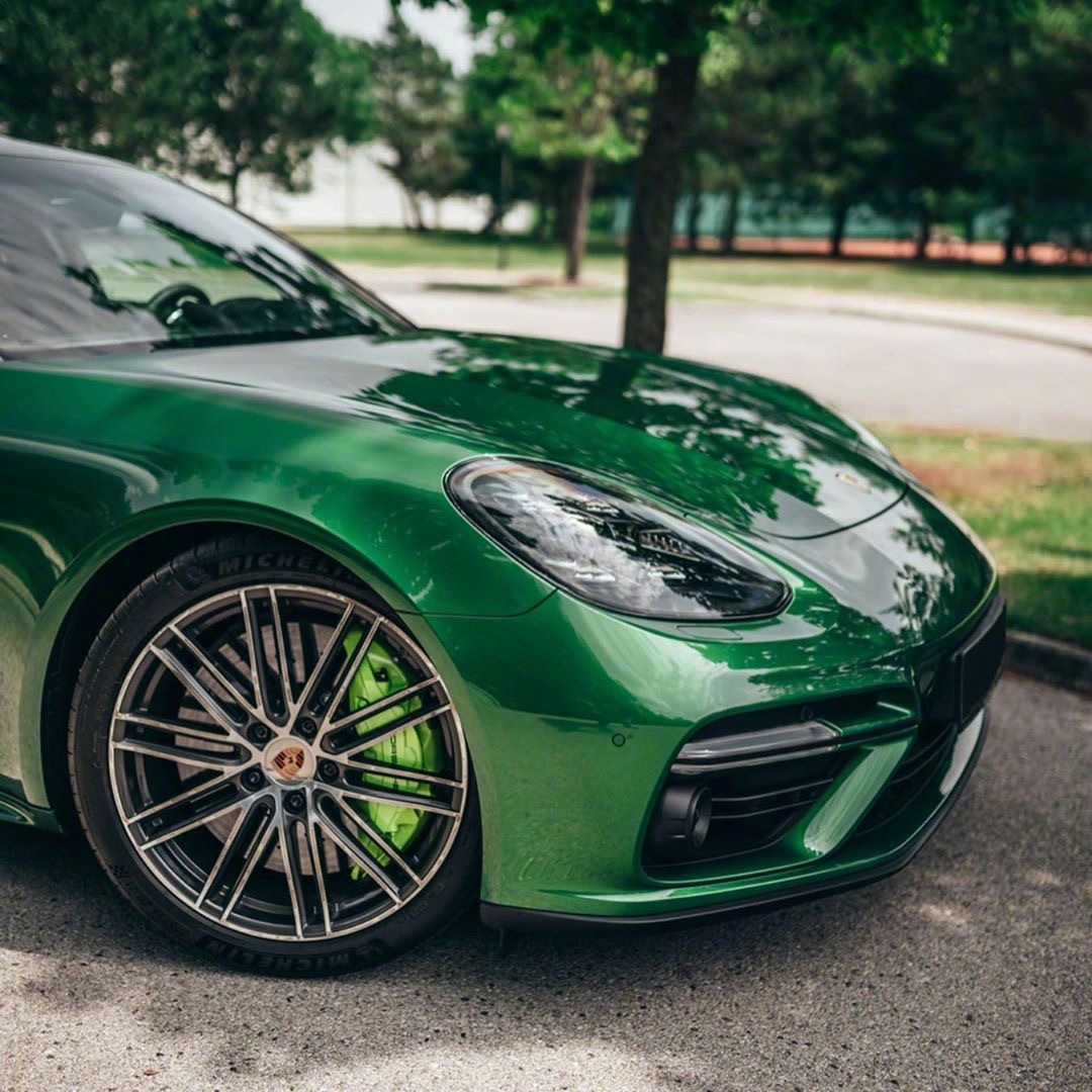 绿色的保时捷panamera ST可太罕见了吧！