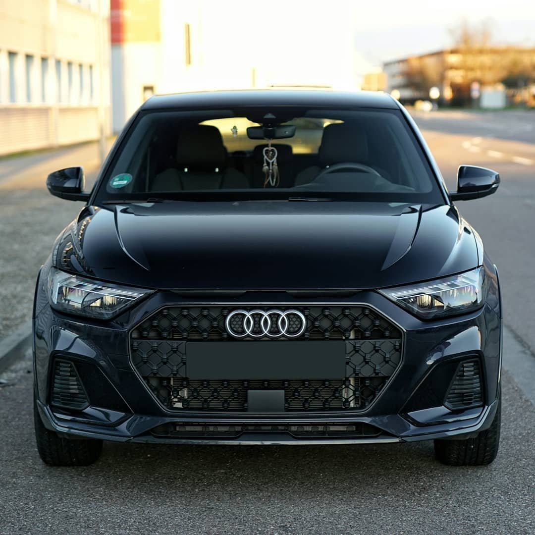 高清汽车美图：奥迪a1，一款受欢迎的小车