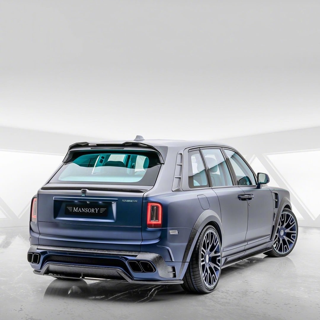 劳斯莱斯库里南mansory版！儿童座椅都自带了！真到位！