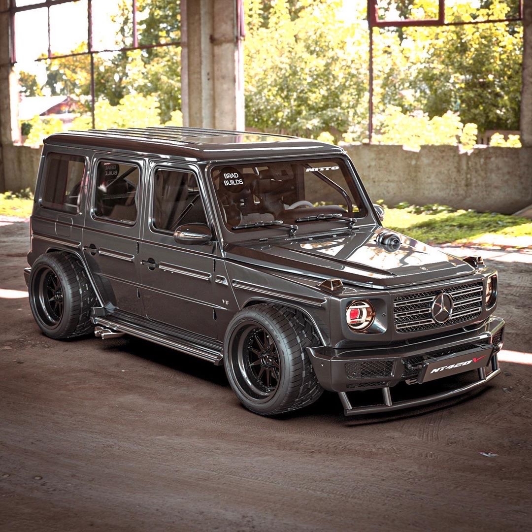 今天轮到奔驰G被低趴党蹂躏了