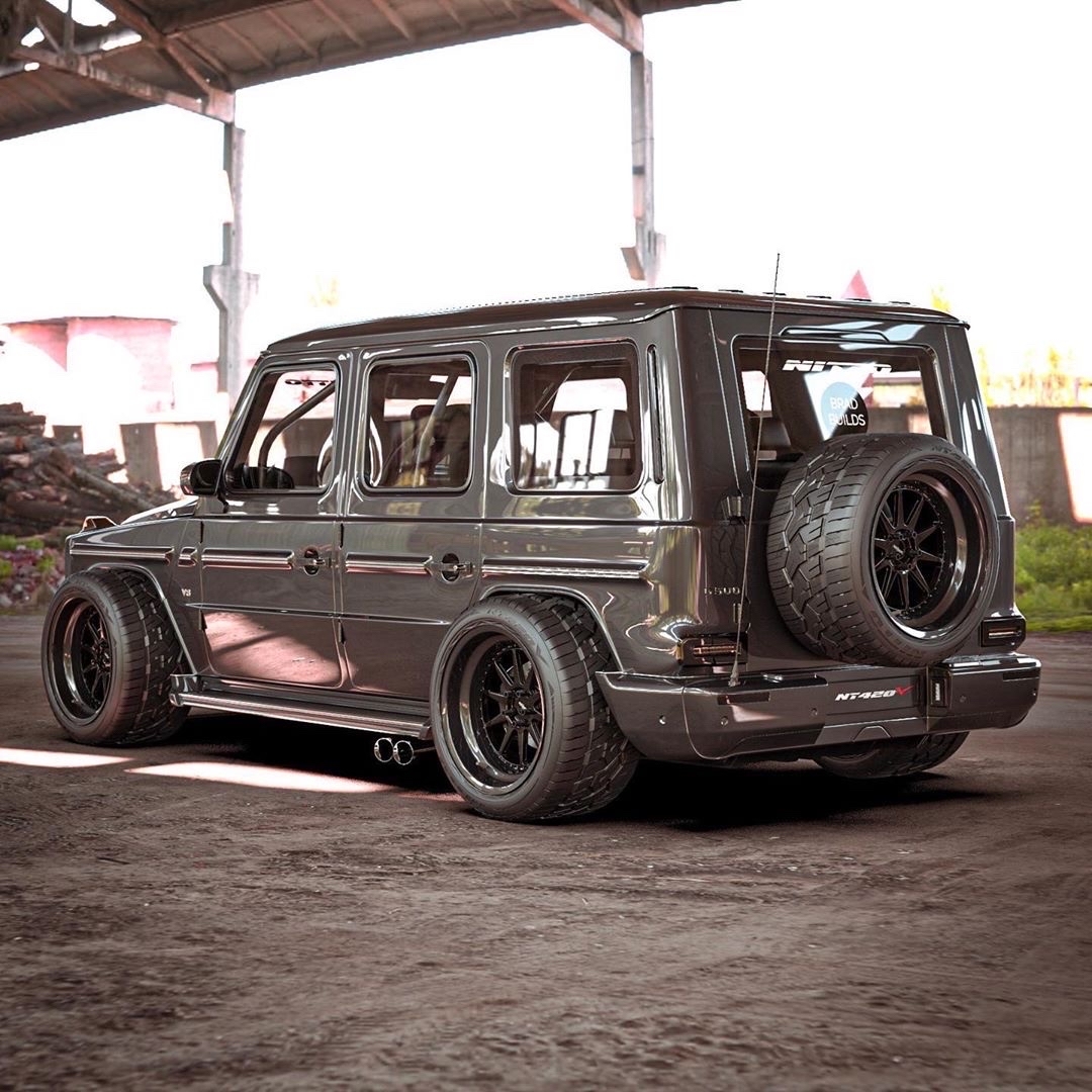 今天轮到奔驰G被低趴党蹂躏了