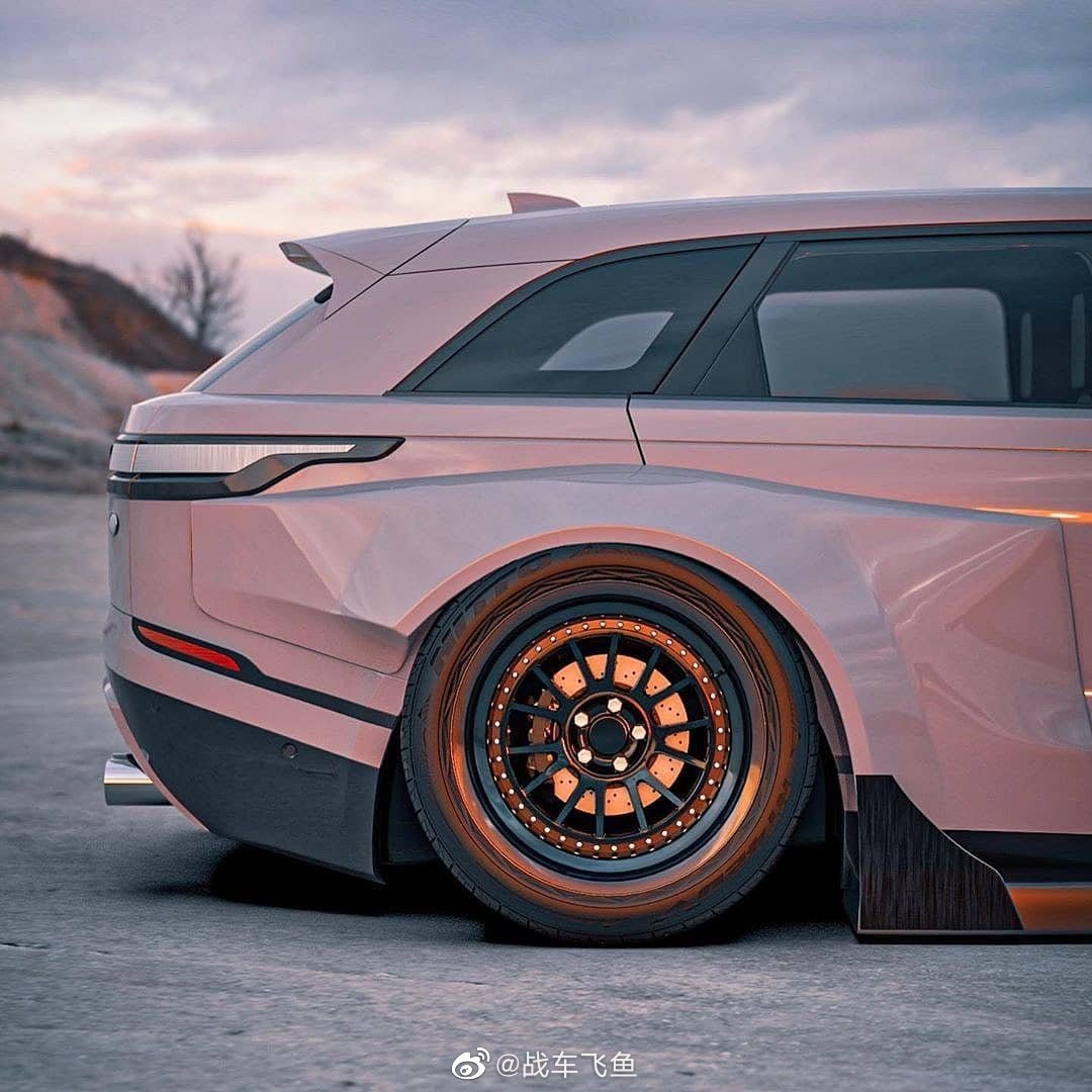 宽体低趴路虎揽胜星脉，有点欣赏不来。。。