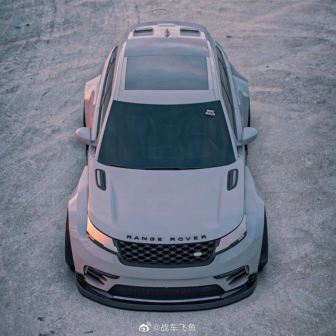 宽体低趴路虎揽胜星脉，有点欣赏不来。。。