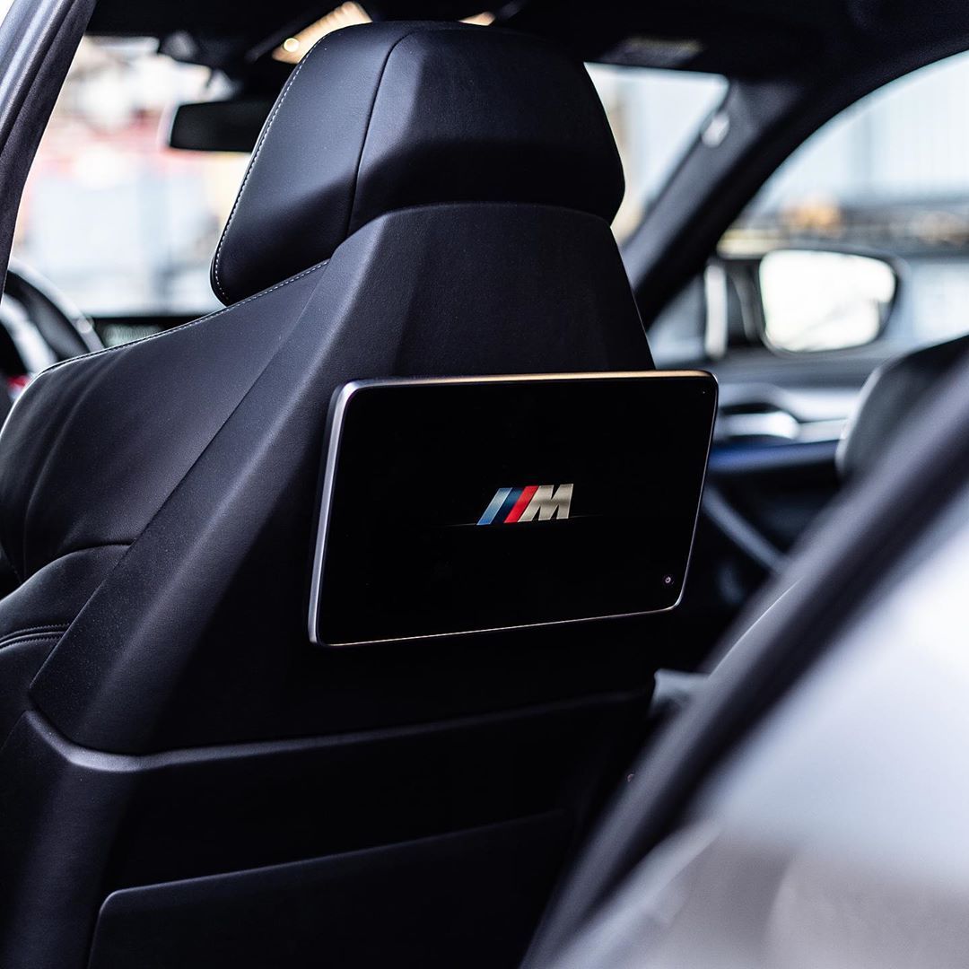 宝马M5：硬核跑者！舍我其谁！