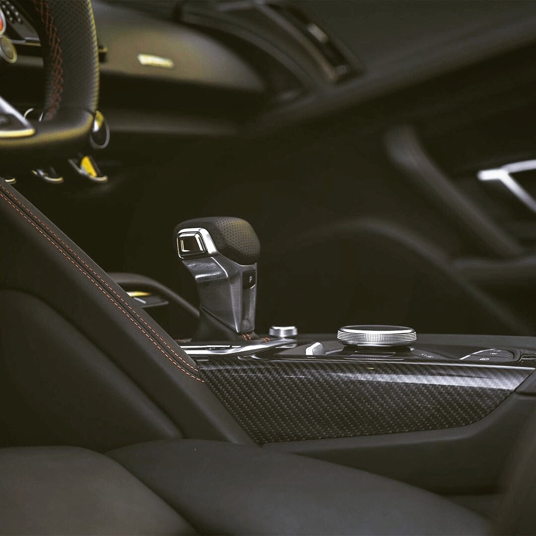 Audi R8 Spyder，V10大排自吸……