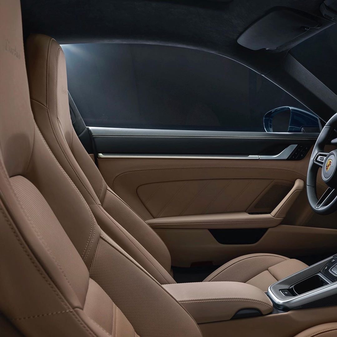 汽车美图大赏：性能野兽保时捷911 turbo