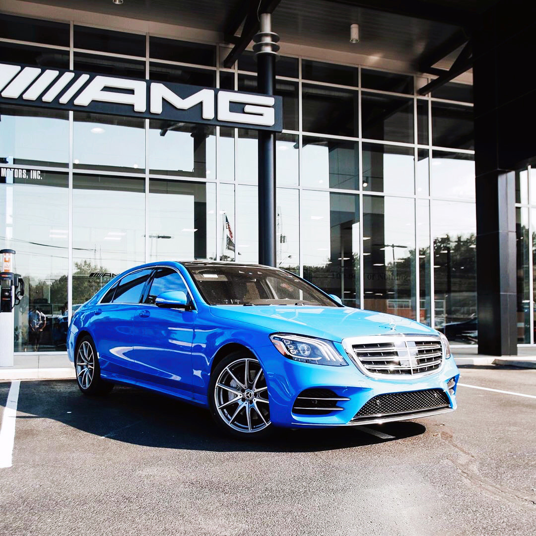 那立标是不是很带感 这就是Mercedes的魅力 Mercedes Benz S