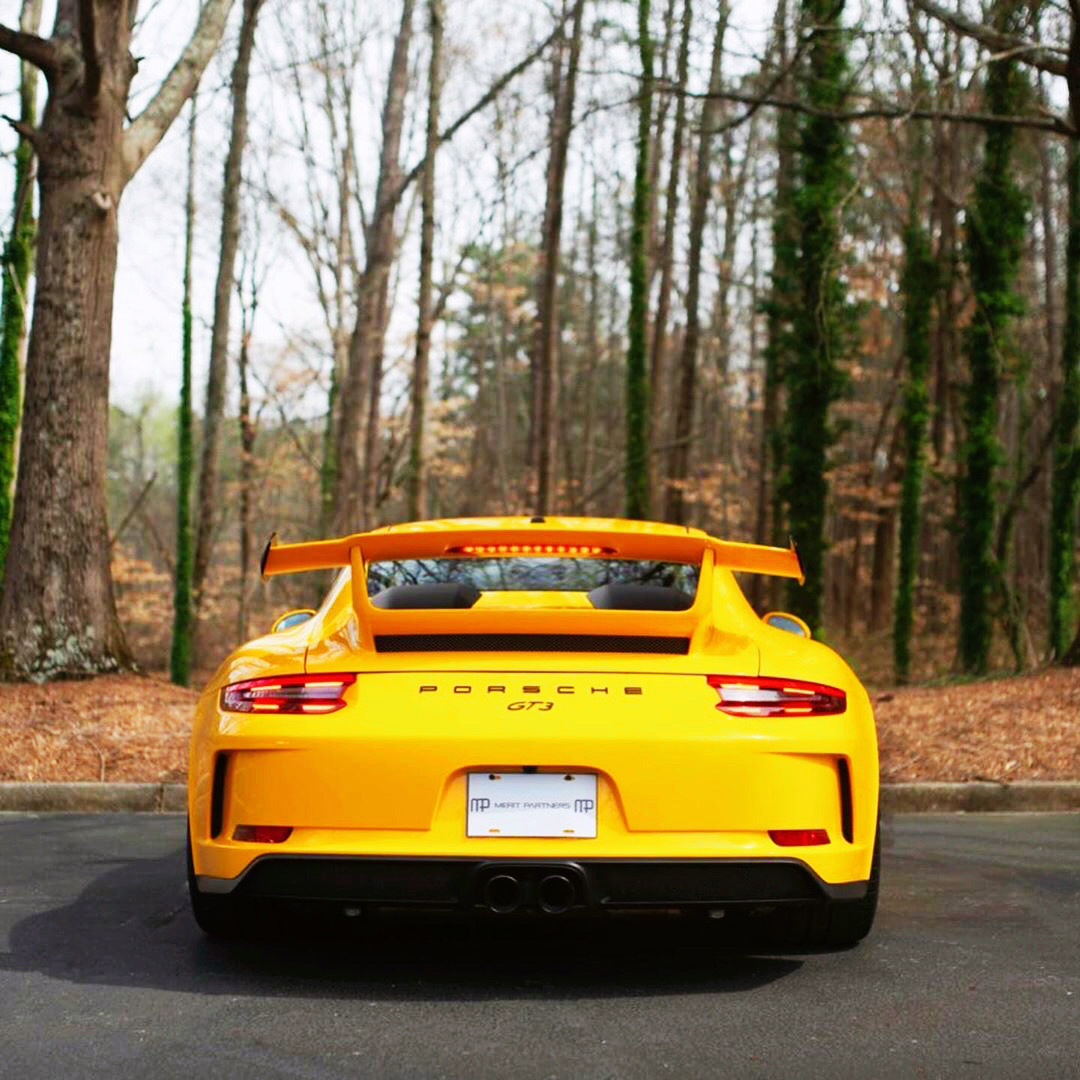 好看的汽车：Porsche GT3姿势依然那么美