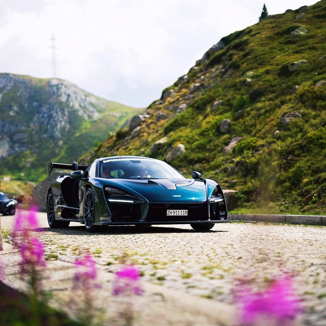 家族两大神车 McLaren Senna & McLaren P1 感觉P1 比较帅气