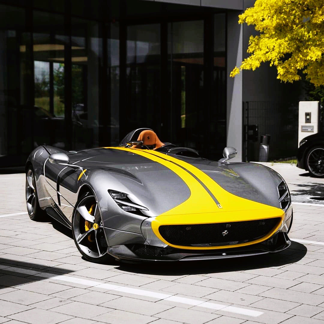 有一颗非常强悍的心 酷酷的外观 ferrari monza sp1