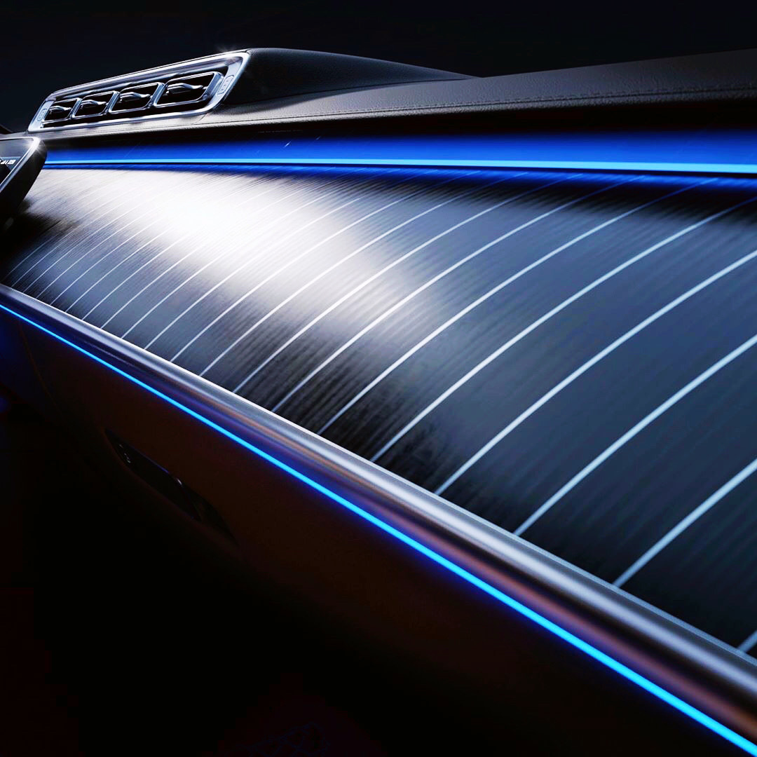 Mercedes Benz S  重新定义奢华，拭目以待吧