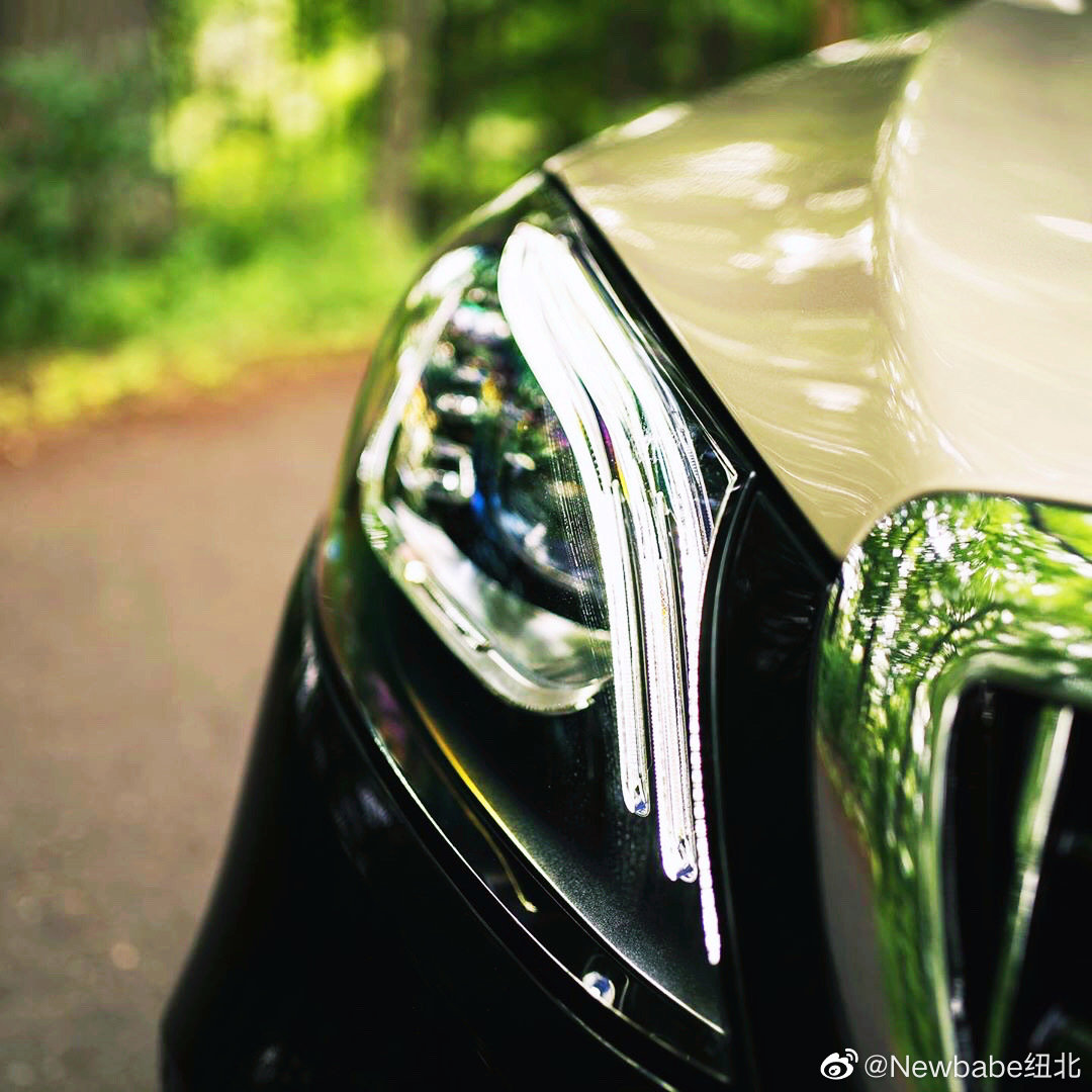 Mercedes Maybach S560 高端奢华。