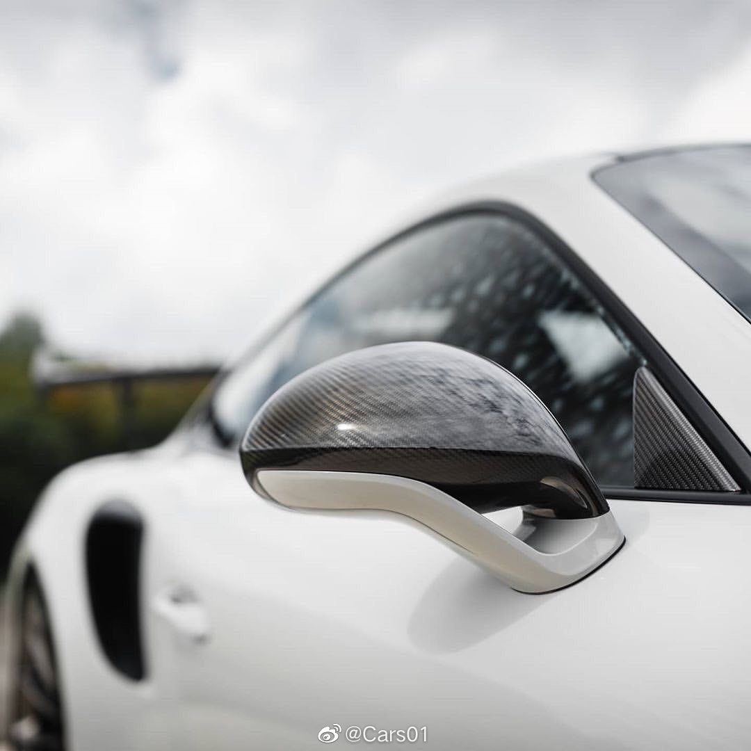 高清汽车美图：保时捷911 GT3 RS 白色更酷