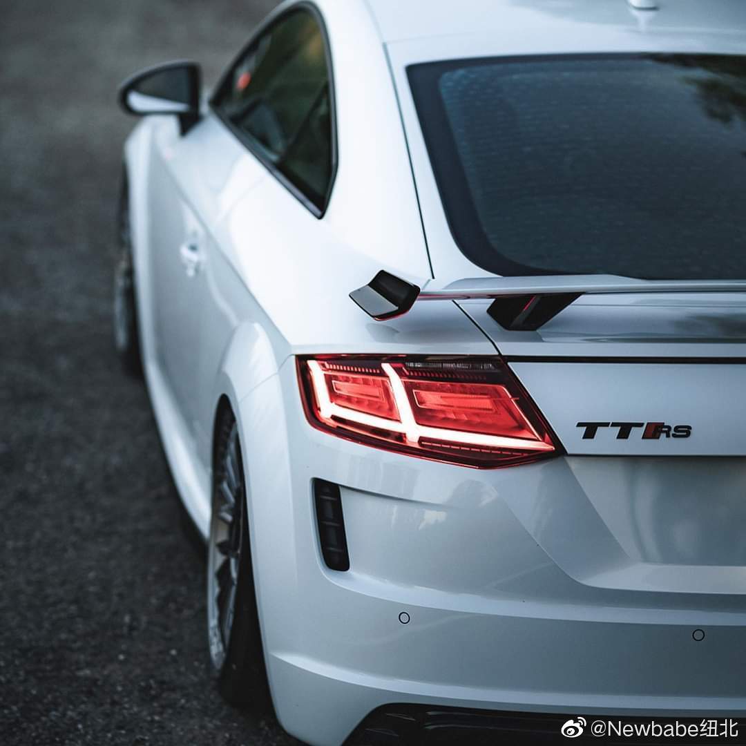 每天一组汽车美图：Audi TTRS 听说这车很猛