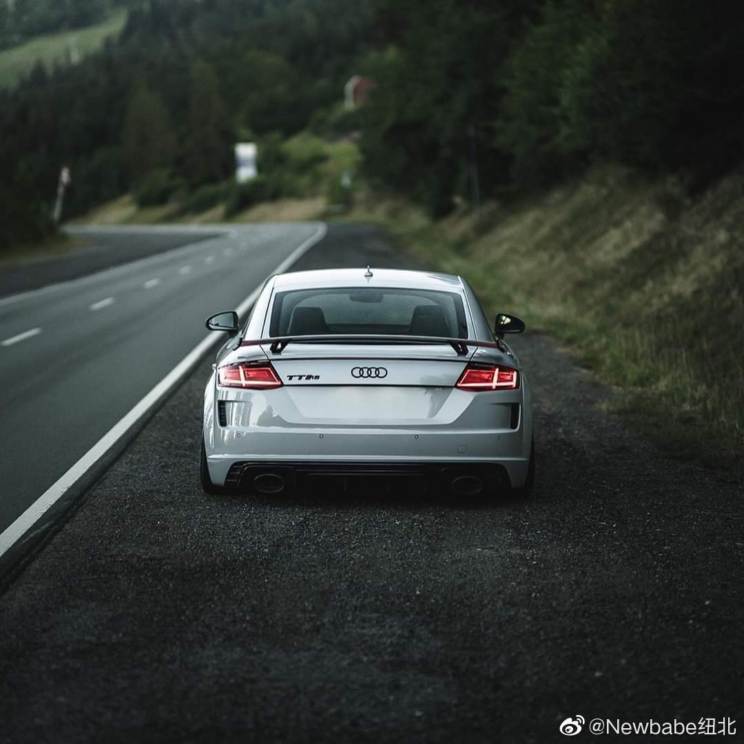 每天一组汽车美图：Audi TTRS 听说这车很猛